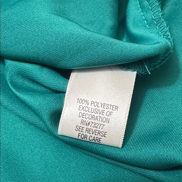 Emerald Green V-Neck Blouse With Rhinestones Size LP - Picture 5 of 8